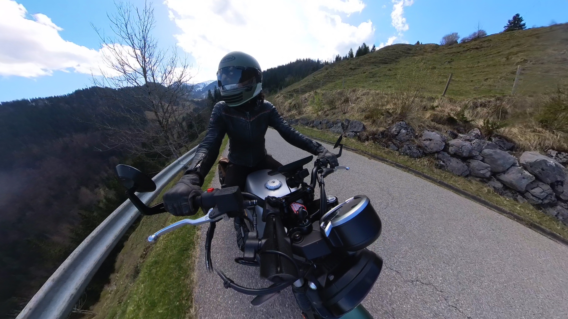 VID 20240405 153939 00 005 2024 04 06 11 00 47 screenshot